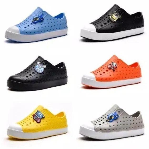 Sepatu Native Karet Anak