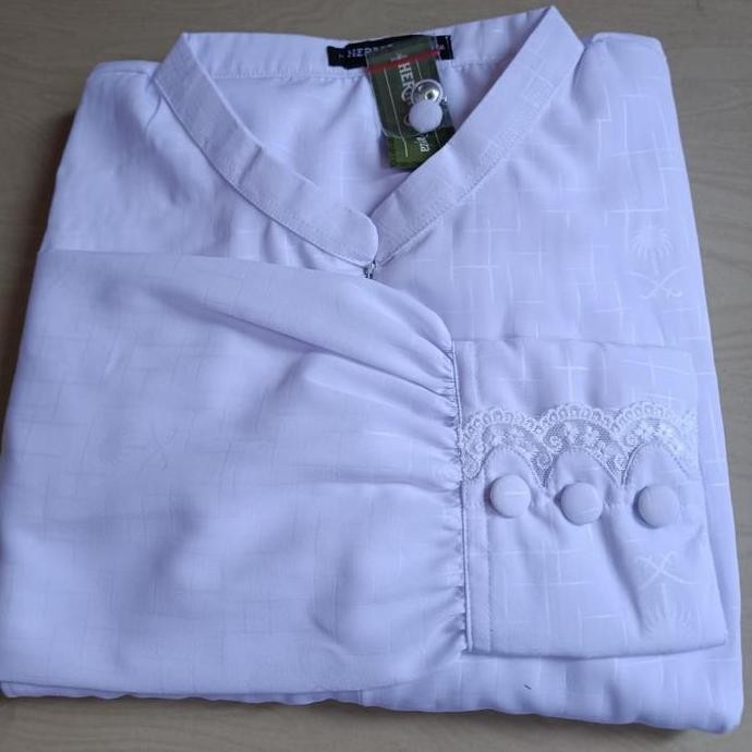 [Gamis Hermosa]Gamis Hermosa Bahan Wolfis Embos Motif Azwa Putih-Gamis Manasik Haji-Gamis Umroh Kanc