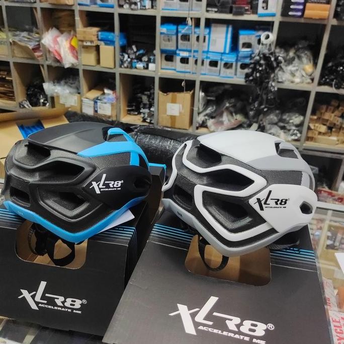 Helm Roadbike XLR8 Type SIX