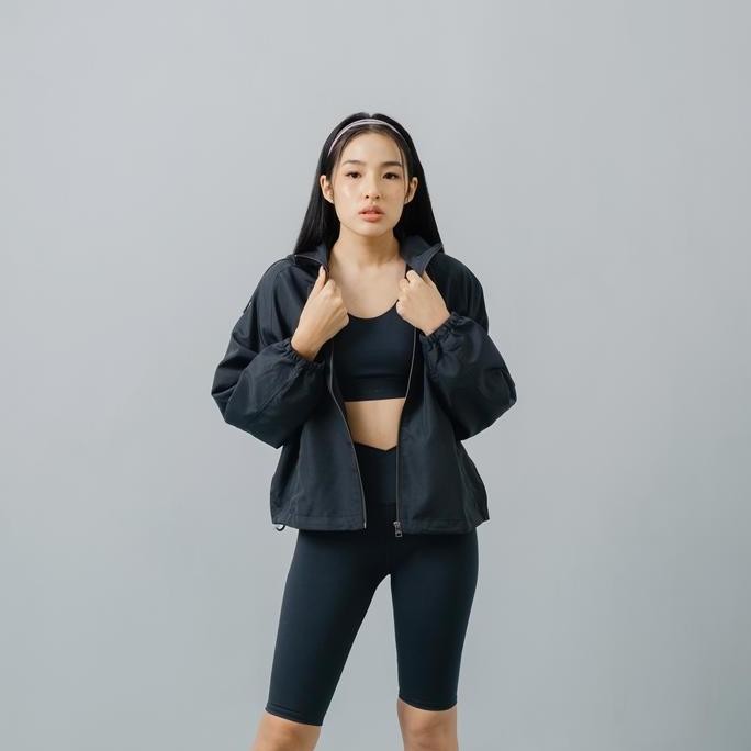 LAICA - Aero Oversized Jacket Olahraga Wanita