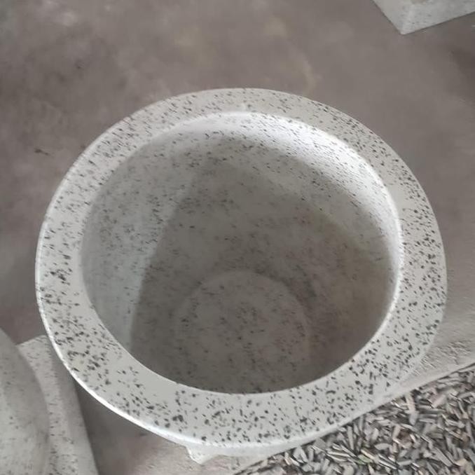 Bak Mandi / Gentong Teraso Minimalis