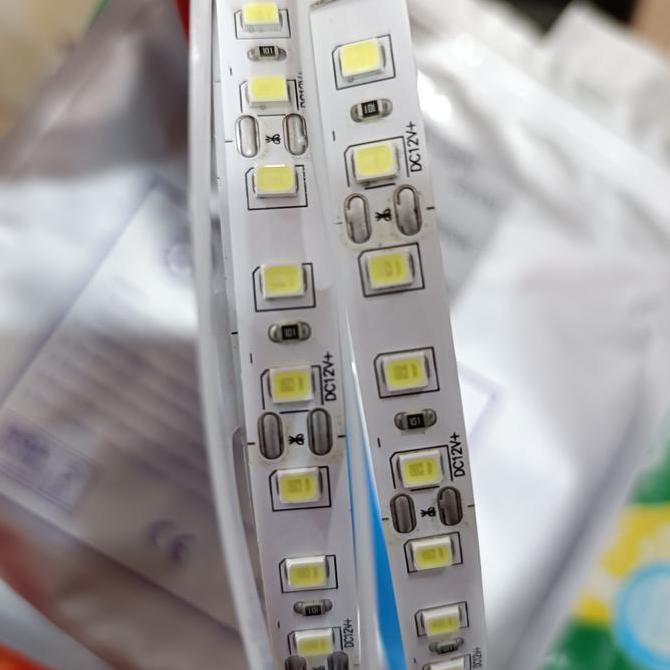 Premium Lampu LED Strip Mata rapat 120led/M DC12V 12watt/M 5M/rol Cool White Promo