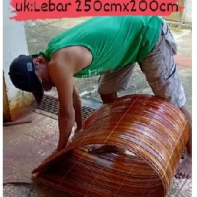 Tirai Krey Outdoor Rotan Plistur Uk 2,5X2M Lengkap Tali Penggulung Kerekan Ring Besi Titanium Tirai/