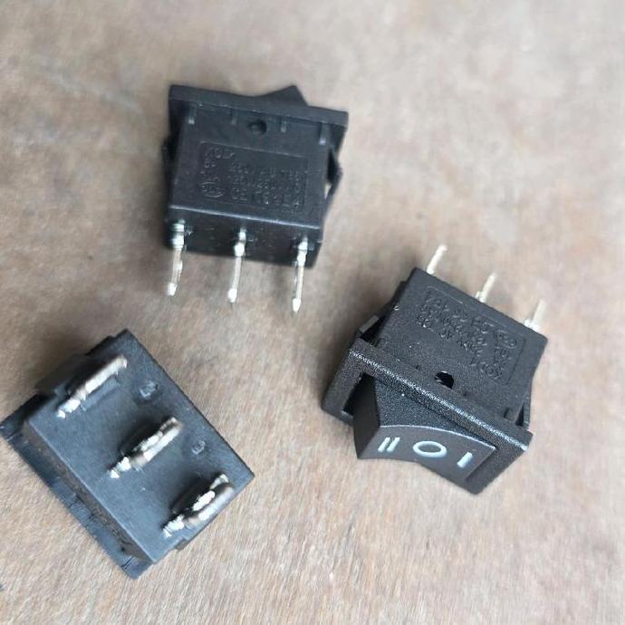 HIMAX GLOSIR ( ON OFF ON 3PIN ) SIZE DISPENSER SAKLAR ROCKERSWITCH SAKLAR TIPE KAPAL BOAT SWITCH MOD