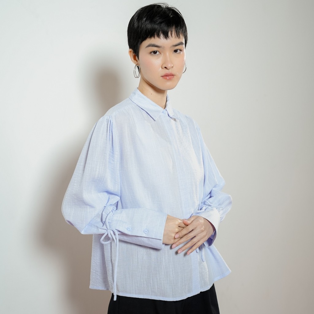 This Is April Madden Top Kemeja Wanita Lengan Panjang Minimalist Pink dan Blue