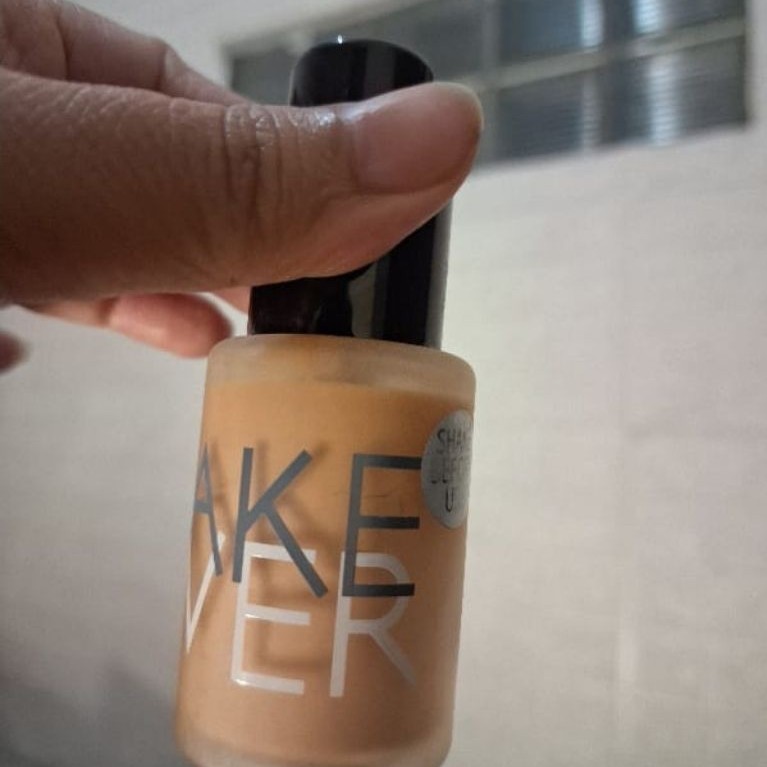 Preloved foundation MAKE OVER SHADE 04 AMBER ROSE
