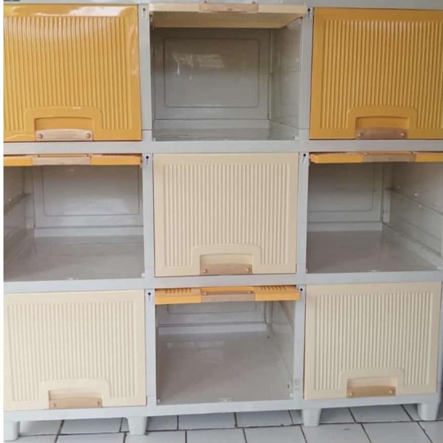 Locker box 3309