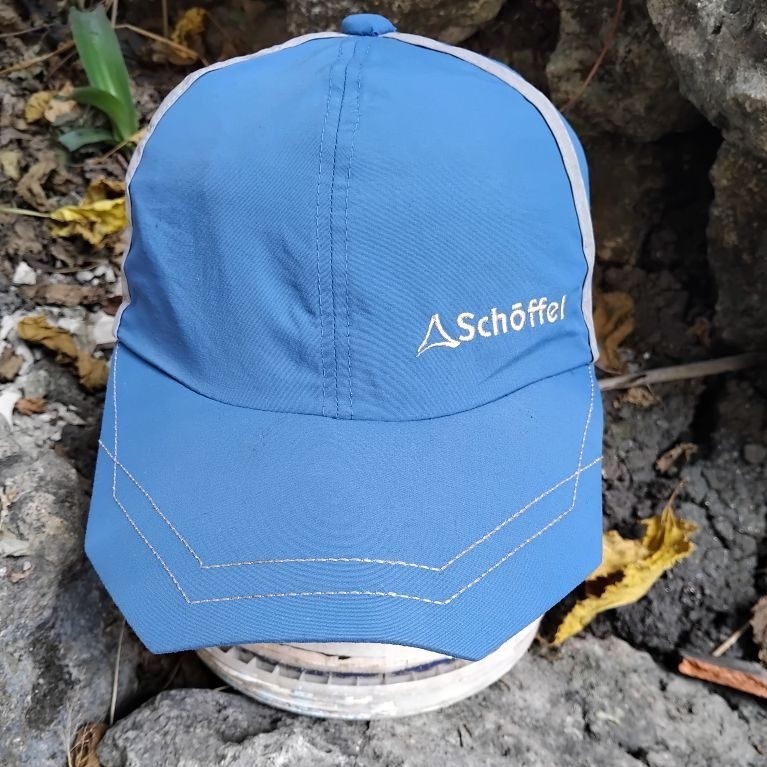 topi olahraga SCHOFFEL**topi running dewasa