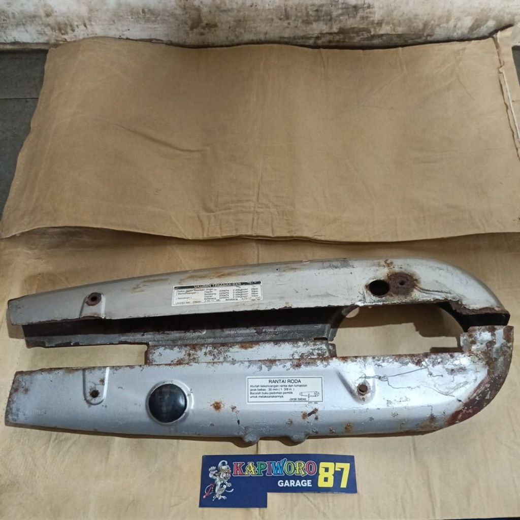 katengkas pelindung rantai Honda karisma D karisma 125 ori