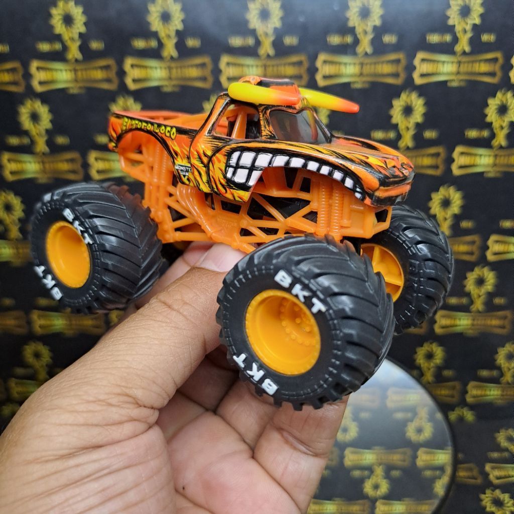 99% LOOSE MONSTER JAM LOOSE MONSTER JAM EL TORO LOCO MONSTER JAM 1:64 MONSTER JAM KOLPRI KONDISI 99%