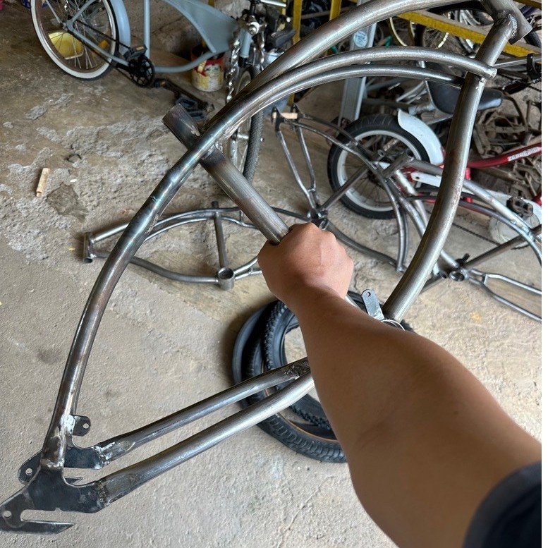 FRAME SEPEDA LOWRIDER RAZORCOMB SIZE 20
