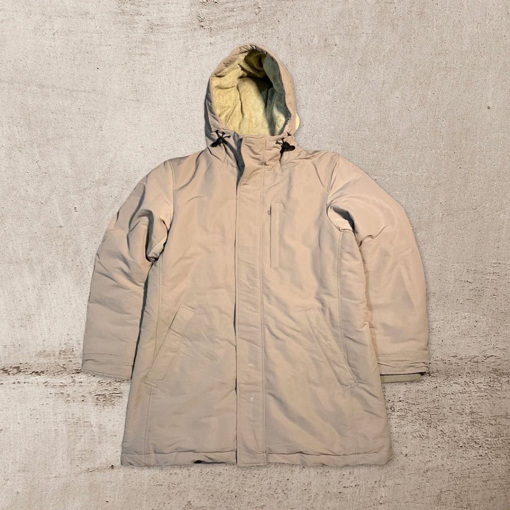 Uniqlo Jaket Hoodie Pria Wanita Second Branded