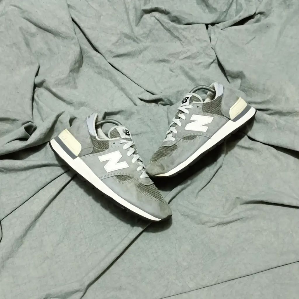 NB 990 V1 USA ORIGINAL