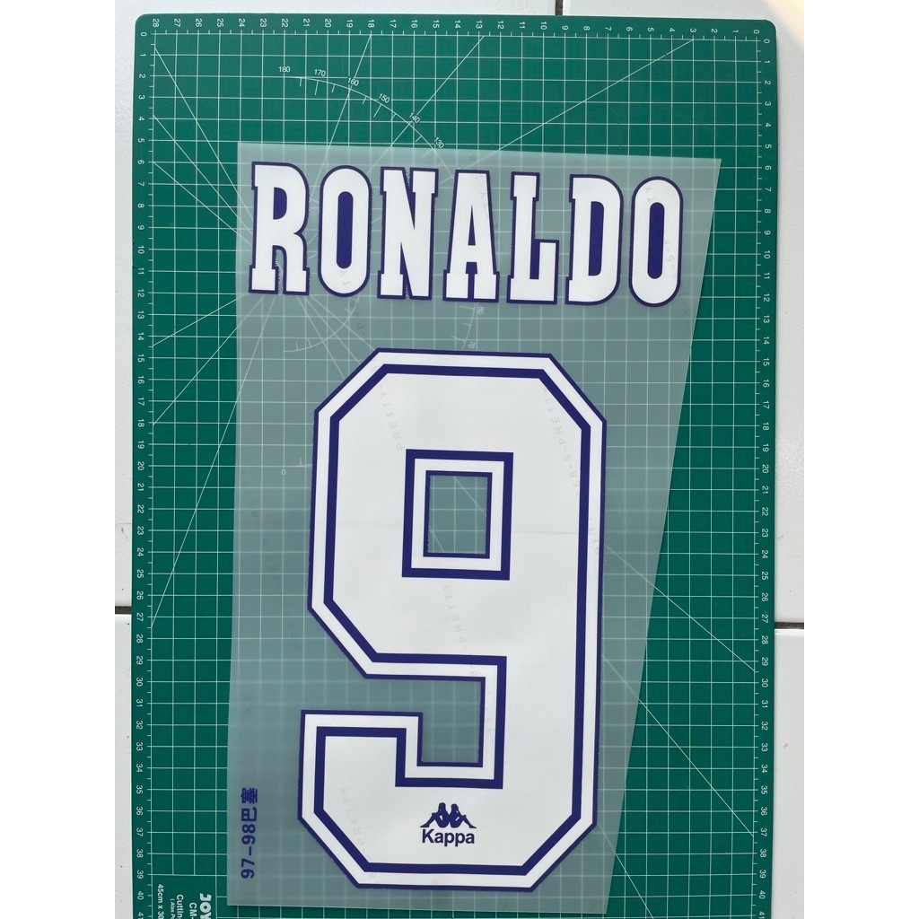 NAMESET HK RONALDO BARCELONA HOME 1997 1998