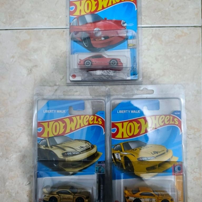 hotwheels lbwk s15 gold dan lbwk s15 kuning bonus poce