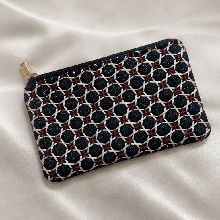 Pouch Denim Zipper wanita motif Sashiko Elegan. Dompet Koin Zipper Denim wanita motif Sashiko Elegan