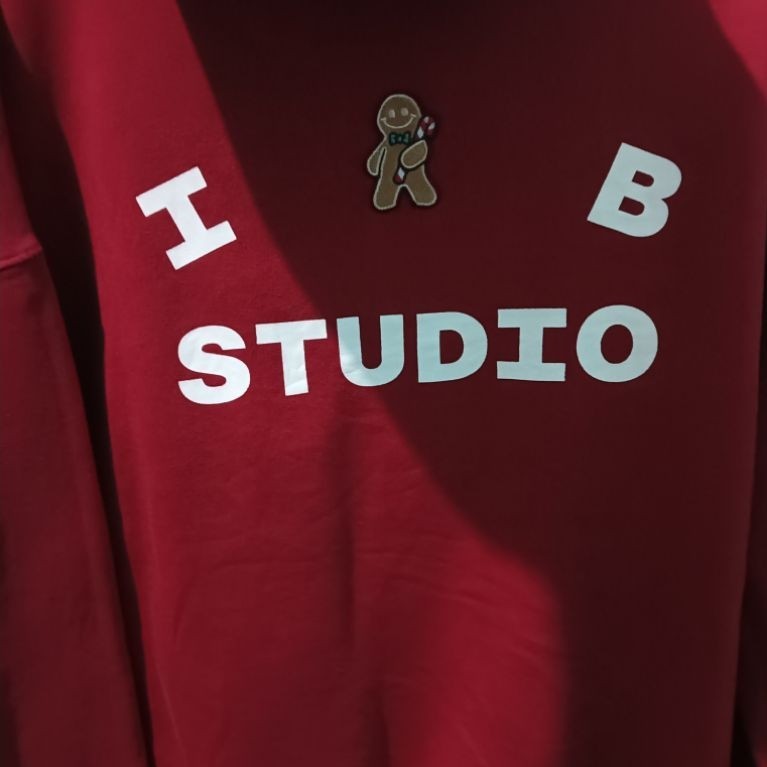 Hoodie IAB Studio