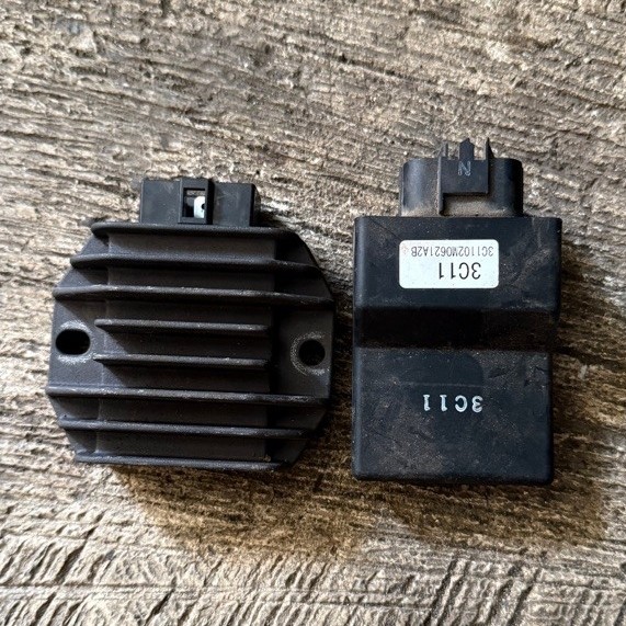 ICU ECU ECM CDI Original Copotan 3C100 3C11 Yamaha Vixion Old