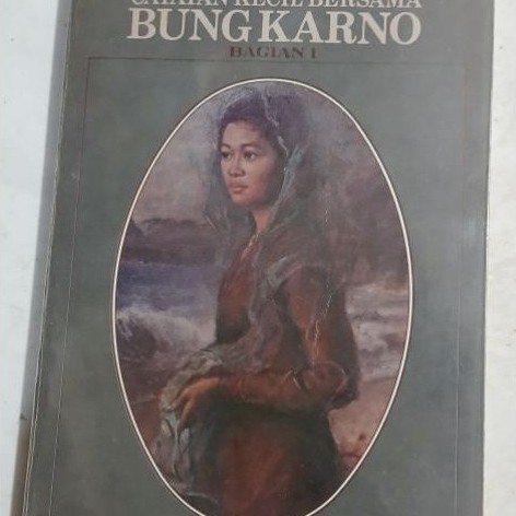 Buku Fatmawati Catatan  kecil Bersama Bungkarno