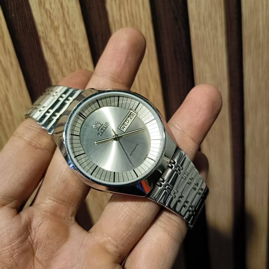 jam pria titus matic original