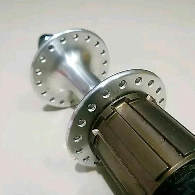 Hub 36 hole shimano Japan NOS