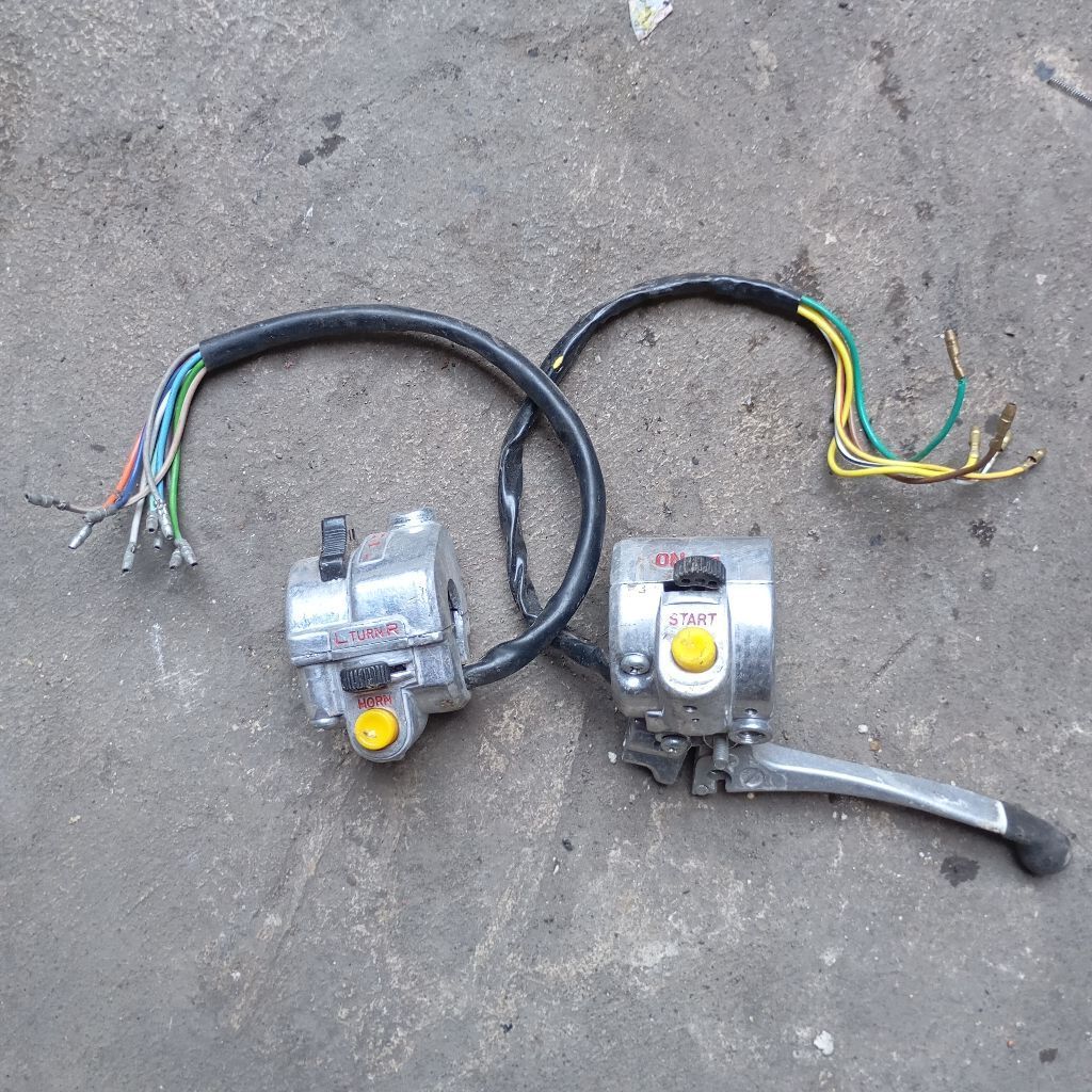 Holder kanan kiri Supercub C700 imi lawasan holder Supercub C700
