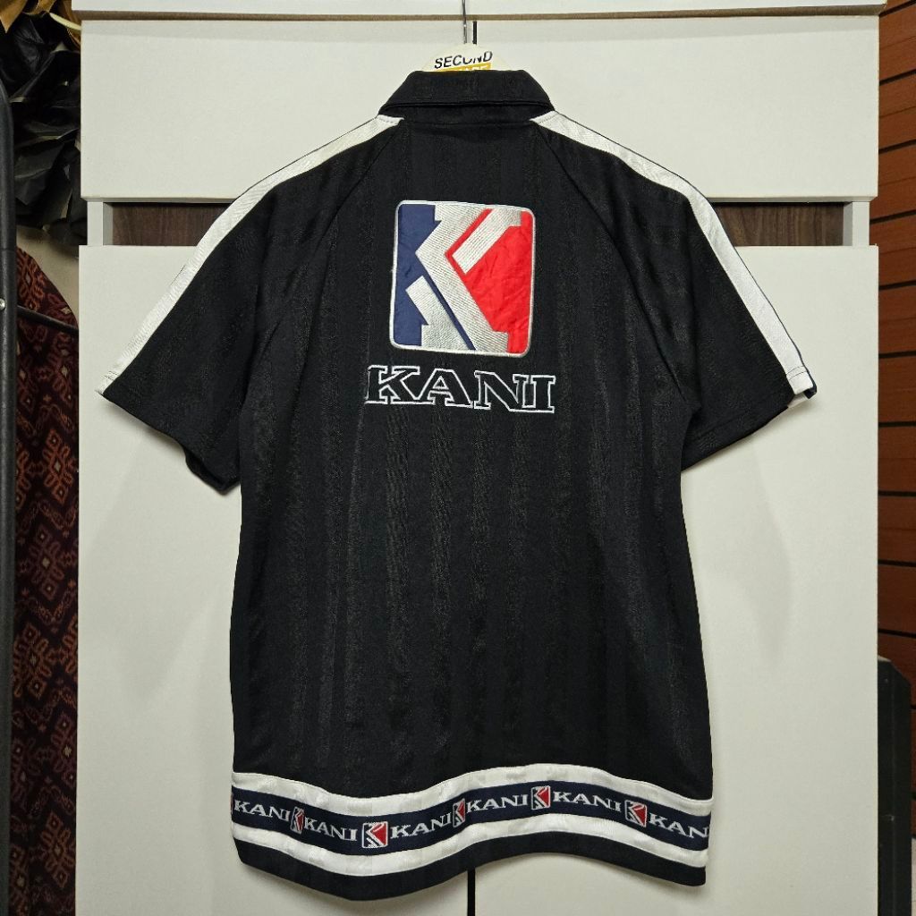 VINTAGE KARL KANI JEANS SHORT SLEEVE TRACKTOP / JERSEY