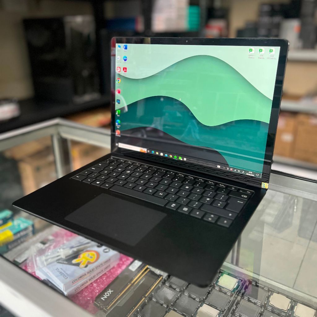 Microsoft Surface Laptop 4 i7-1185G7 RAM 16GB NVME 256GB