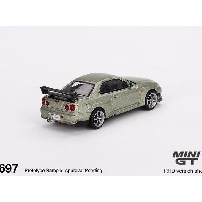MINIGT 623 Lincoln Capri 1954 Parklane Green - 627 Ford Puma WRT 2022 Rally - 630 Porsche 911 992 GT