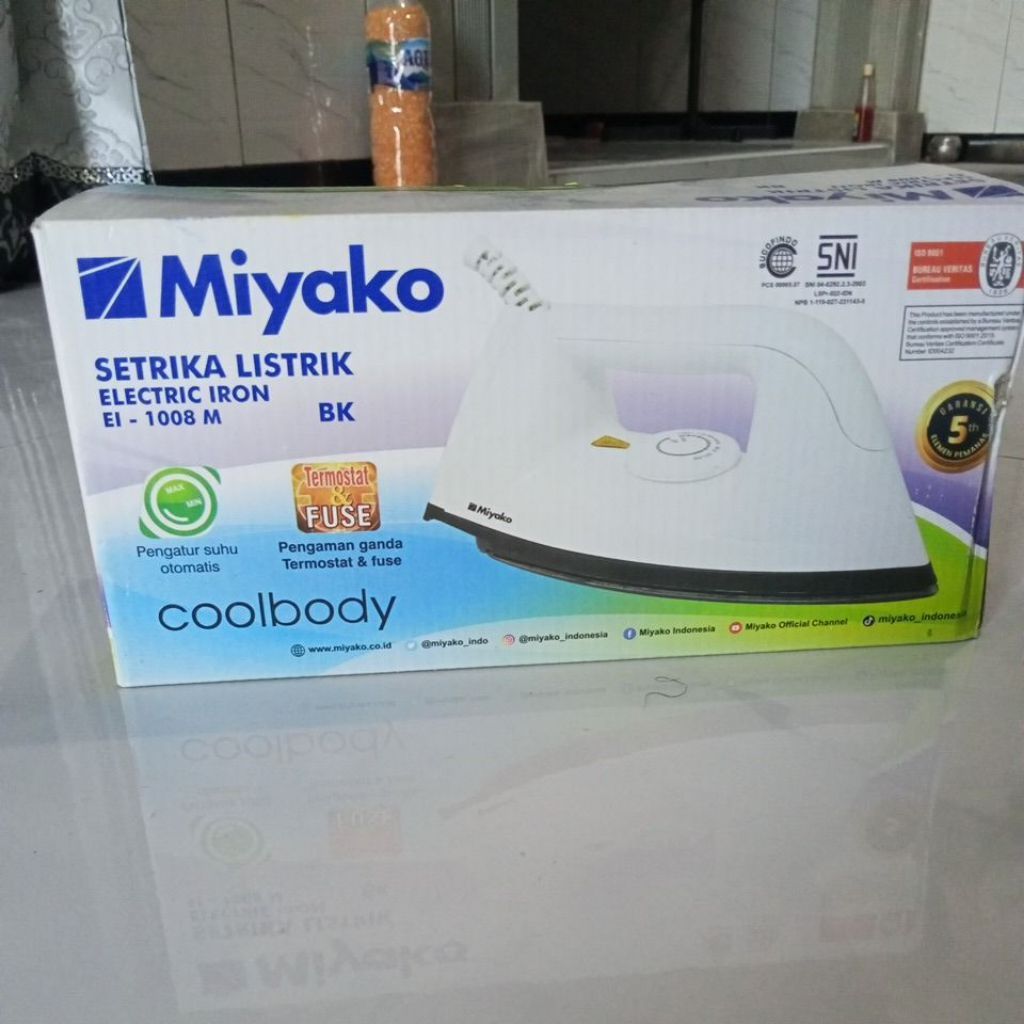 setrika uap listrik