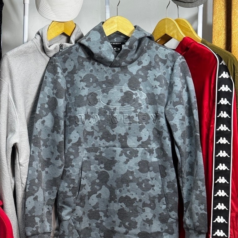 Oakley Tech Hoodie Camo Big Logo Size M to L