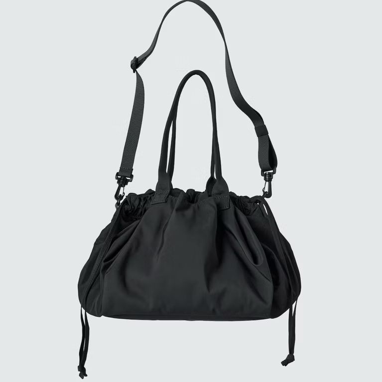 [ORIGINAL - Termurah] 100% Uniqlo NEW Drawstring bag Black READY INSTANT tas serut dumpling cocok ba