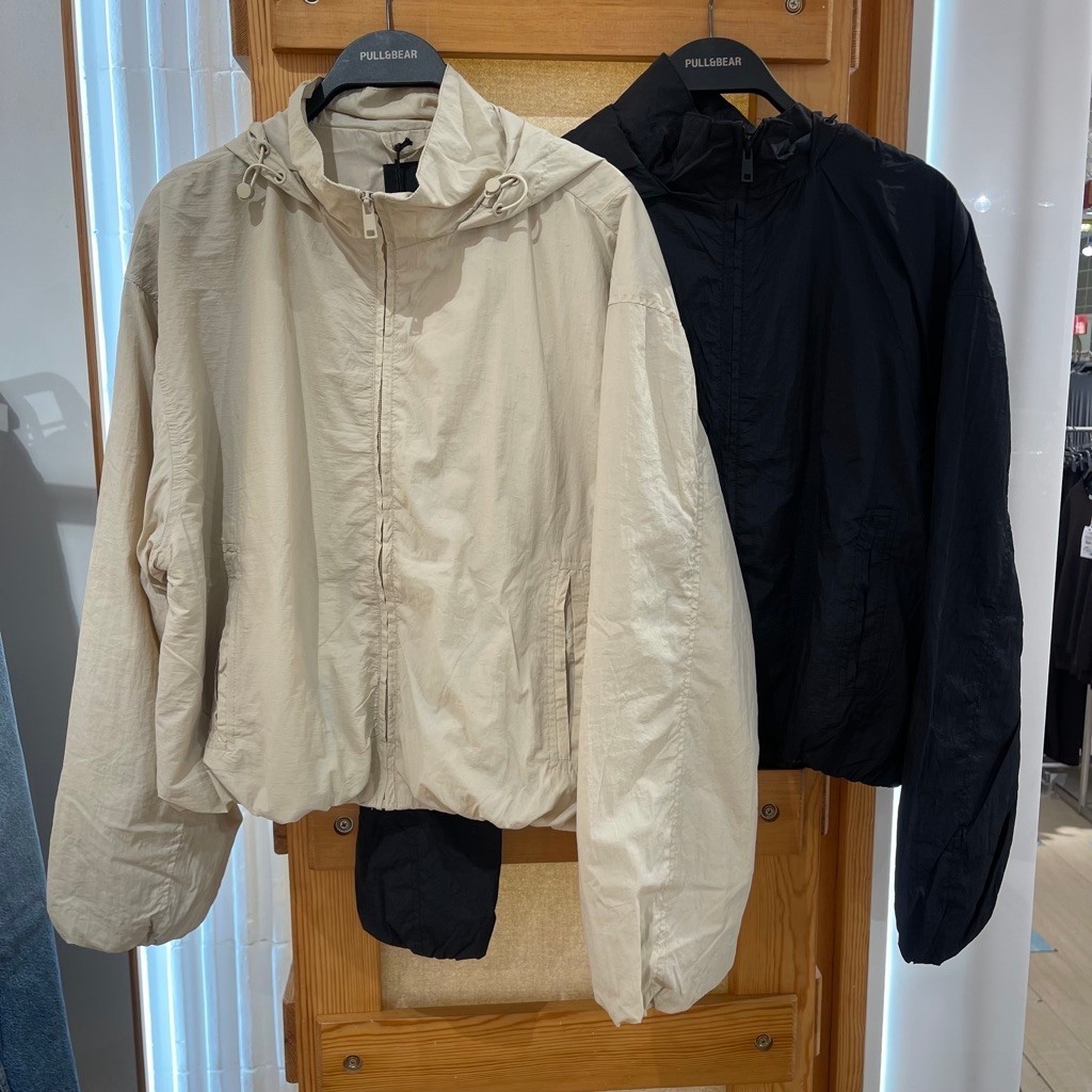 Jaket Parasut PULL&BEAR Women Jastip (jasa titip)