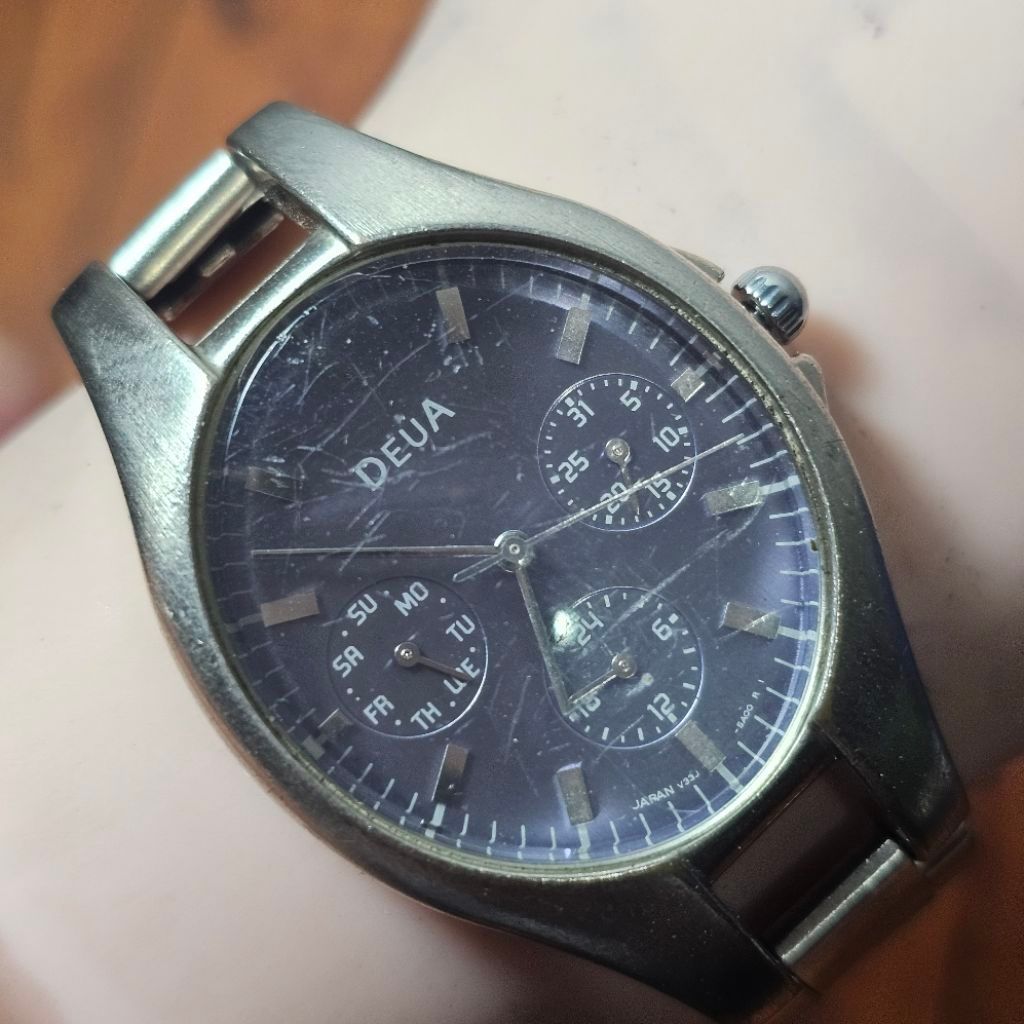 Jam Alba Deua V333-5A00 Triple Subdial Oval Unik Rantai Ladies Bekas