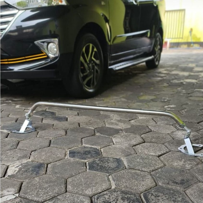 strutbar Avanza Xenia 2 point