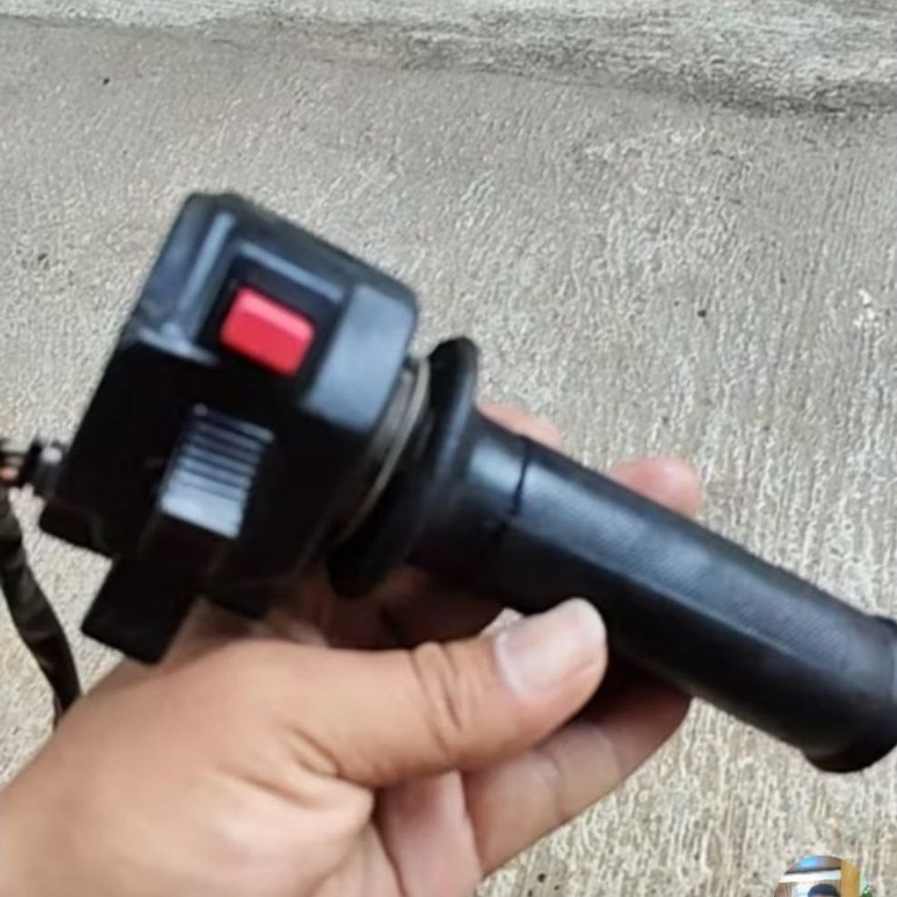 holder kanan tornado gs ori