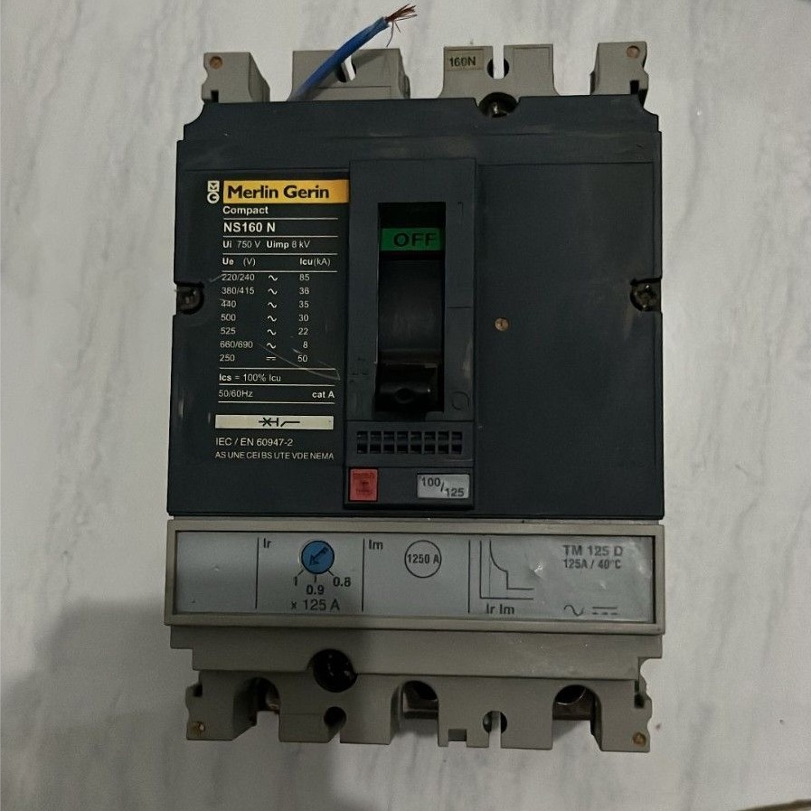 MCCB Merlin Gerin NS100N 125A