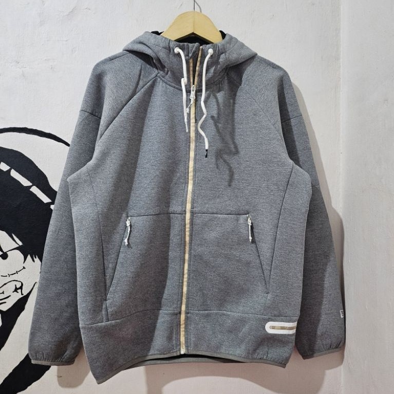 Hoodie NewEra Tech Second