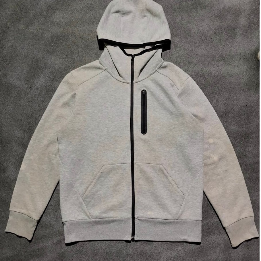Uniqlo Tech Original white grey