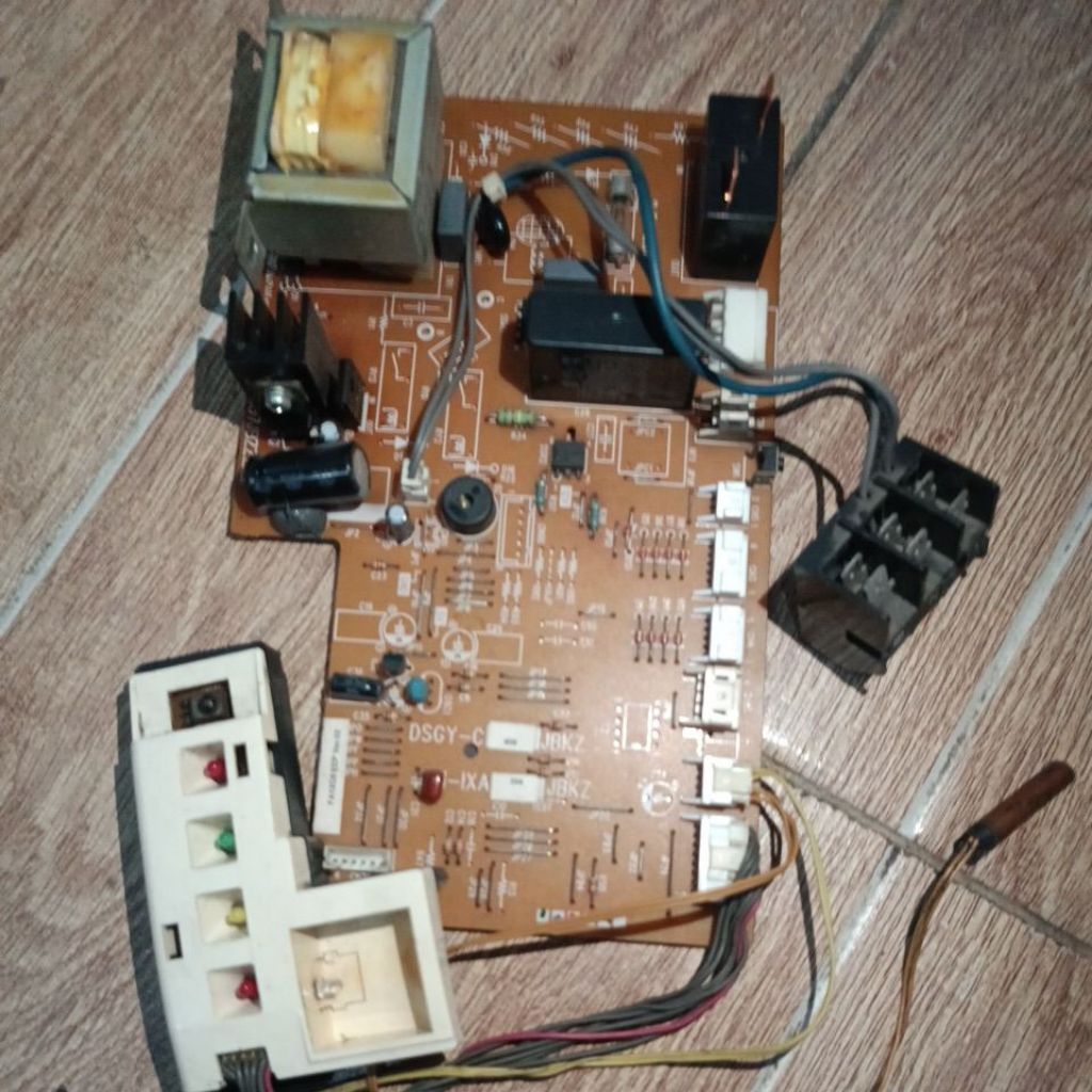 modul ac sharp 1pk