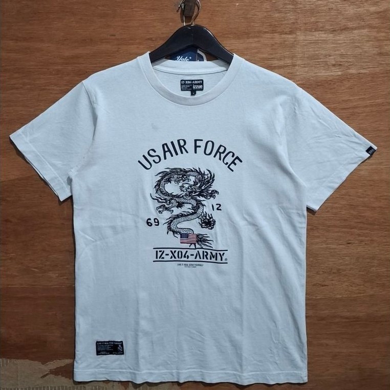 Kaos Katun Izzue Army Size "S fit M"