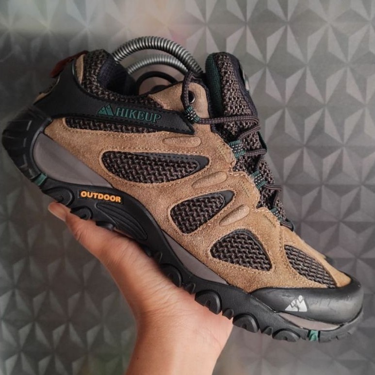 sepatu outdoor gunung hiking SZ 41 second bekas preloved