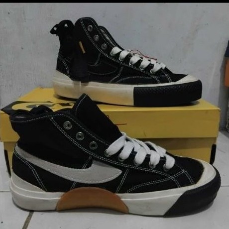 sepatu compass x fr2