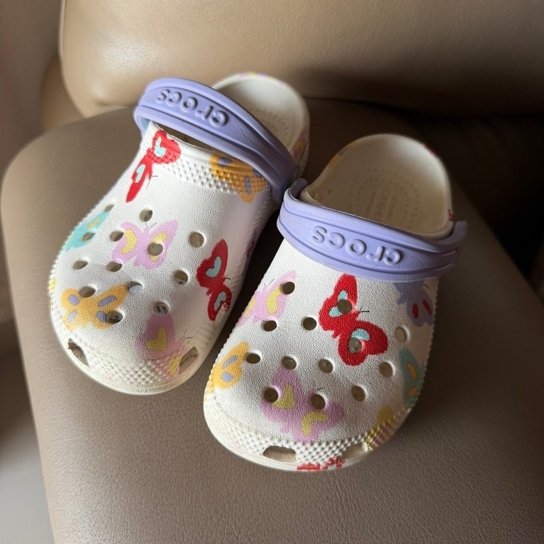 sendal sepatu anak perempuan crocs toddler clasic butterfly original preloved