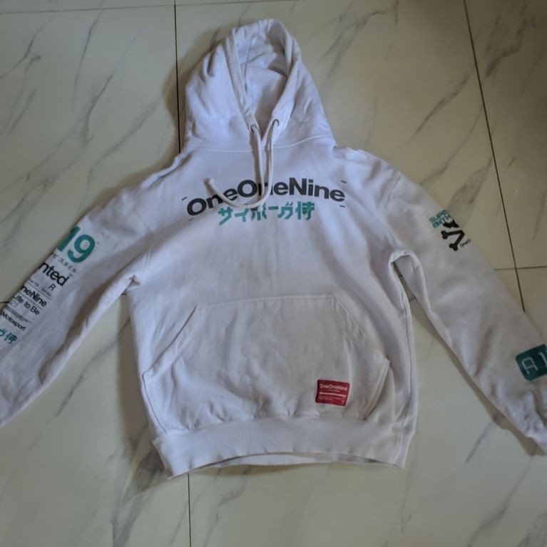 Hoodie OneOne Nine