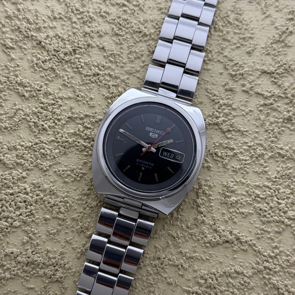 Arloji Jam tangan Seiko 5 Sport Vtg Baby Pogue Second Preloved
