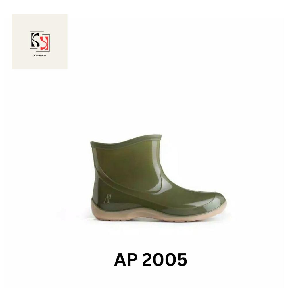 exclusive ap 2005 pendek - sepatu boot / boot air