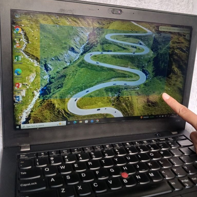 Lenovo x280 i5 gen 7 Lcd Flicker