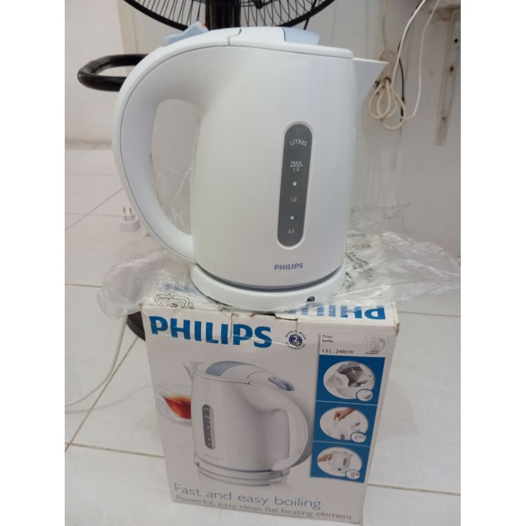 Teko listrik Philips