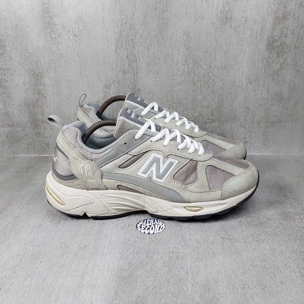 sepatu New Balance 878 Grey